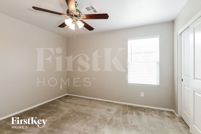 Building Photo - 11036 Camden Bay St