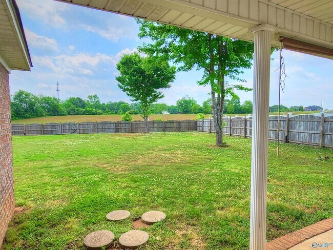 Building Photo - 241 Misty Cove Ct