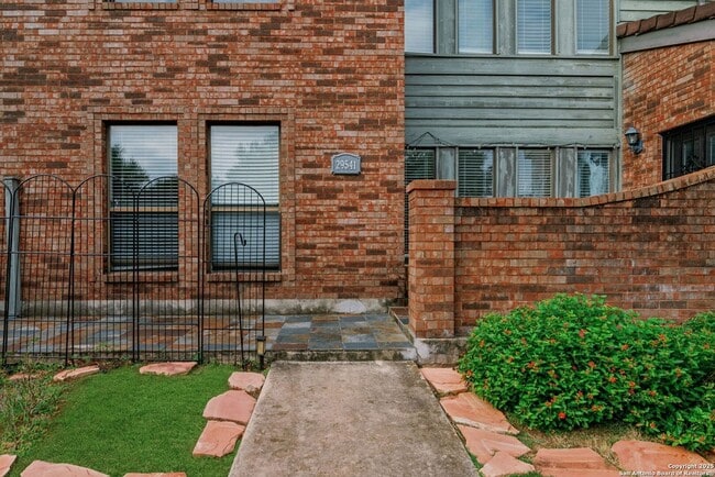 Building Photo - 29541 Summer Sweet Cir