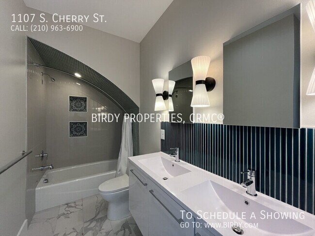 Building Photo - 1107 S Cherry St