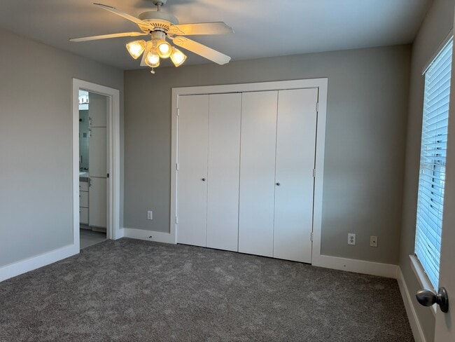 Building Photo - 9716 Linkmeadow Ln