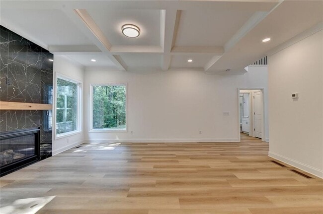 Building Photo - 9135 Fox Trail Ln
