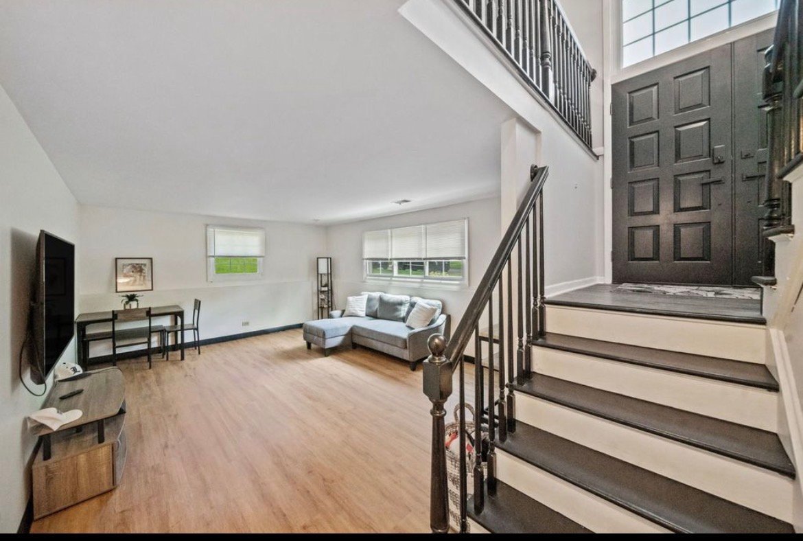 Building Photo - 2516 Jackson Dr