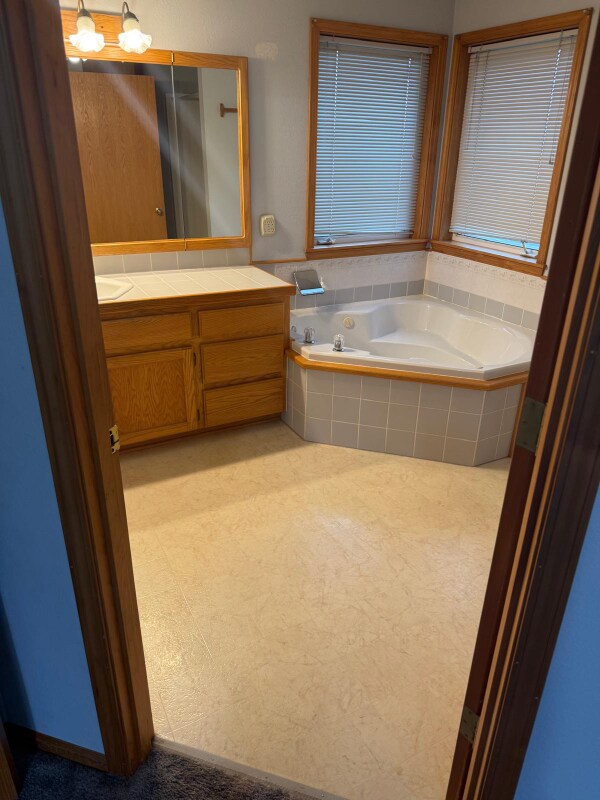 Building Photo - 9342 Sumas Rd