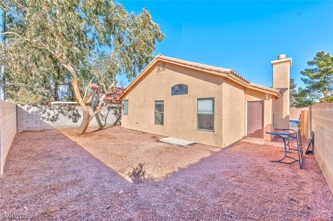 Building Photo - 8997 Living Rose St