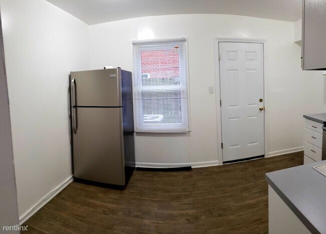 Building Photo - 2 br, 1 bath House - 2650 Wayside Dr
