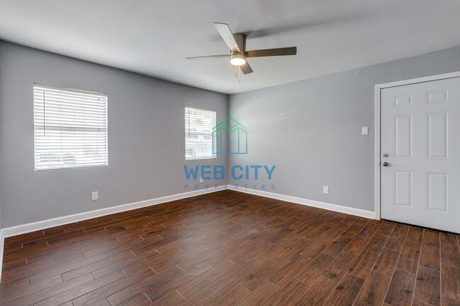 Building Photo - 11510 Stein St
