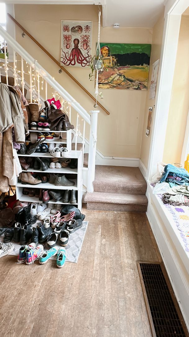 Building Photo - PRELEASE:  4+bdrm/1bath near WWU + Sehome Hill