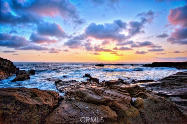 Building Photo - 350 Y Pl