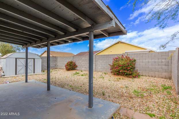 Building Photo - 11800 W Bloomfield Rd