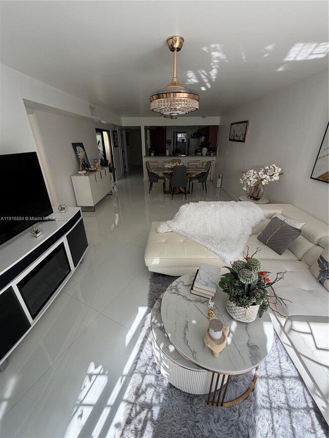 Building Photo - 13198 SW 10th Terrace