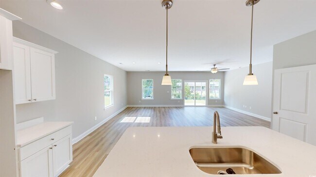 Building Photo - 1016 Moen Lp