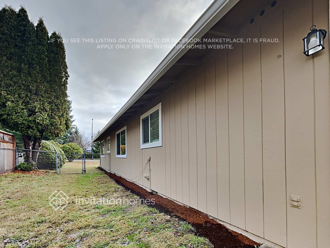 Building Photo - 5526 63rd Ave SE