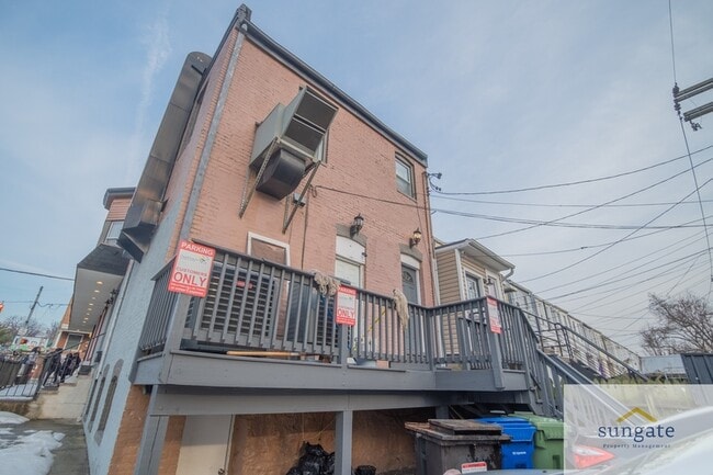 Building Photo - 4032 Falls Rd