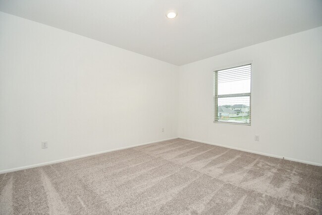 Building Photo - 5240 Pine Pass Dr