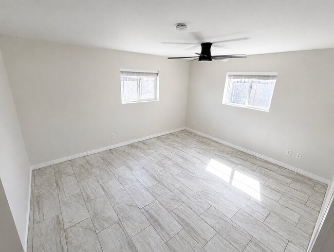 Building Photo - 8102 N 30th Dr