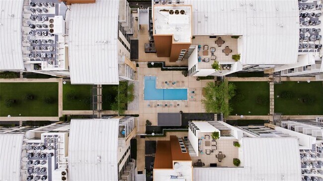 Building Photo - 1600 Barton Springs Rd