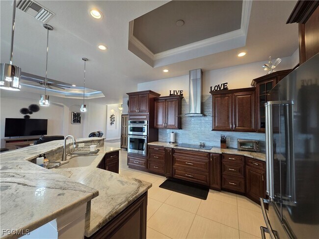 Building Photo - 1255 NW 38th Ave