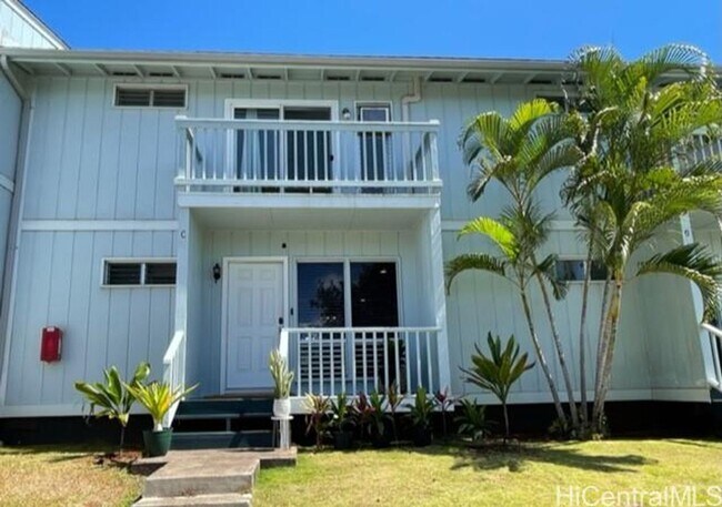 Building Photo - Split level townhome in Aiea! PET FRIENDLY!