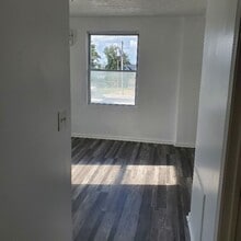 Building Photo - 1BDRM APARTMENT FOR RENT