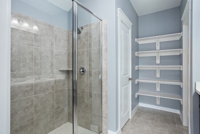 Building Photo - 2716 Bernadino Dr