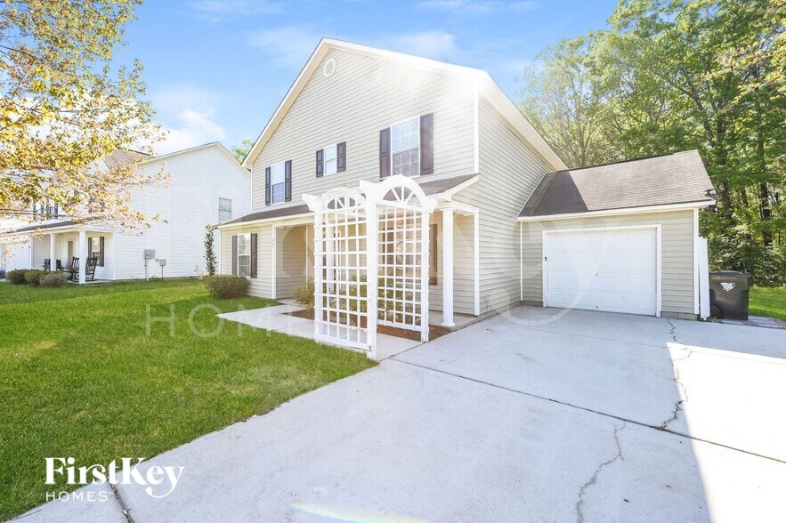 Building Photo - 423 Aberdeen Cir