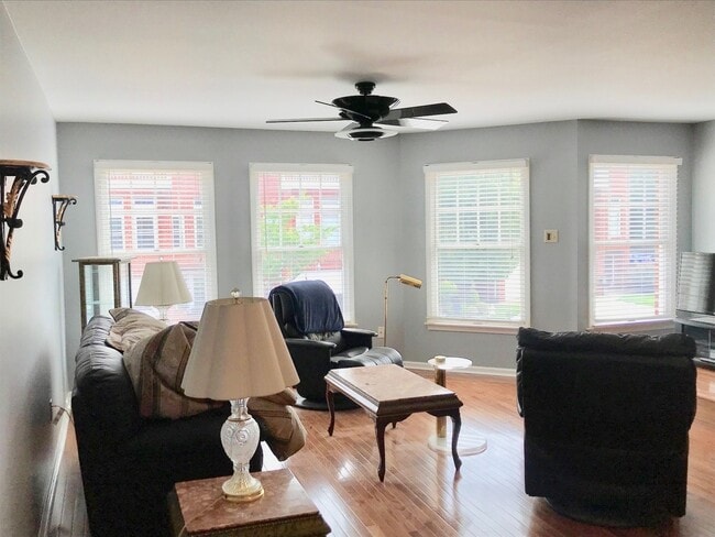 Building Photo - RARELY OFFERED IN PACKER PARK 3BR/2.5BA HOME w/Garage, Patio & Deck!