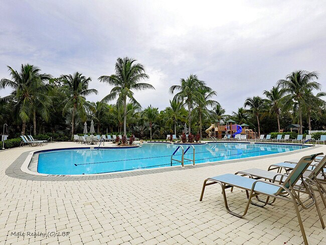 Building Photo - Moody River~  Furnished Coach Home