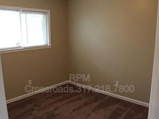 Building Photo - 9296 N College Ave