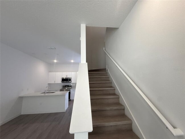 Building Photo - 399 Famagusta Dr