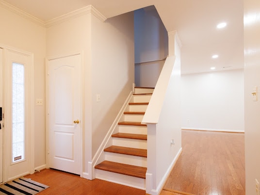 Building Photo - 4011 Eastview Ct