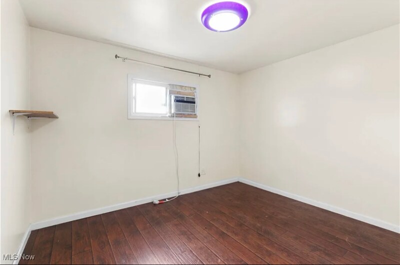 Building Photo - 3836 W 117th St
