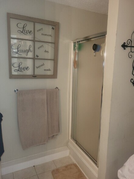 Bathroom - 40 Colony Ridge Pl