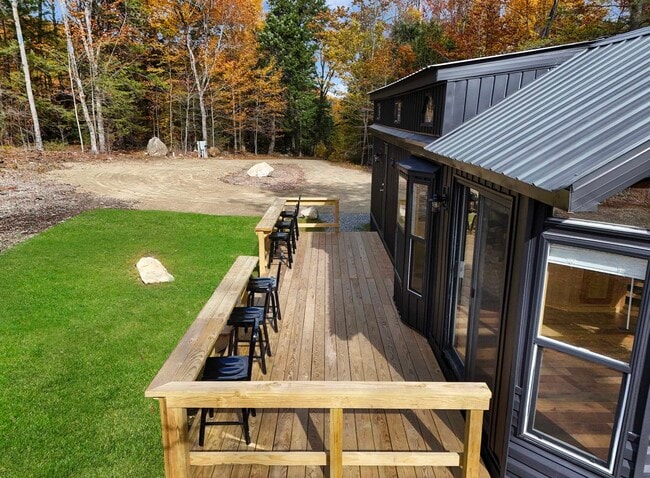 Building Photo - 156 Lower Pratt Pond Rd