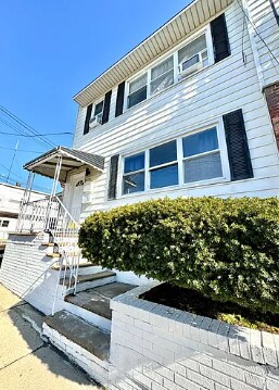 Primary Photo - 6136 Jefferson St