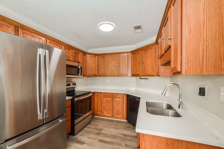 Building Photo - 1153 Cross Valley Cove