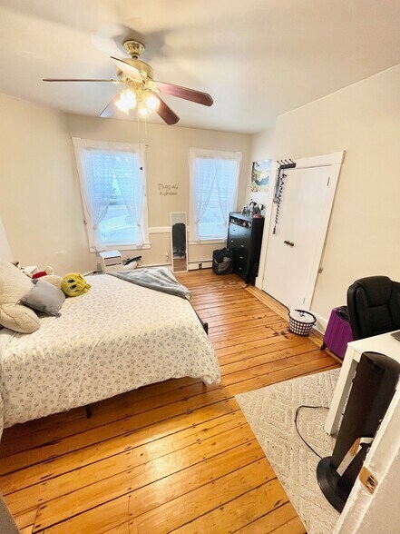 Building Photo - 19 Sachem St