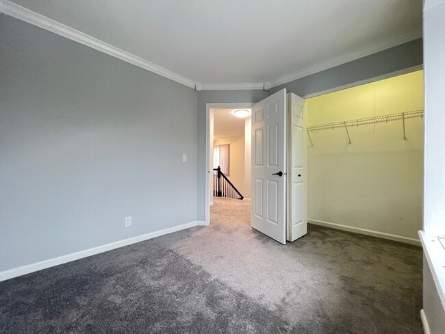 Building Photo - 22306 W Niagara Ct