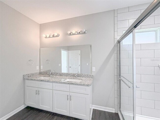 Building Photo - 3358 Cup Dr