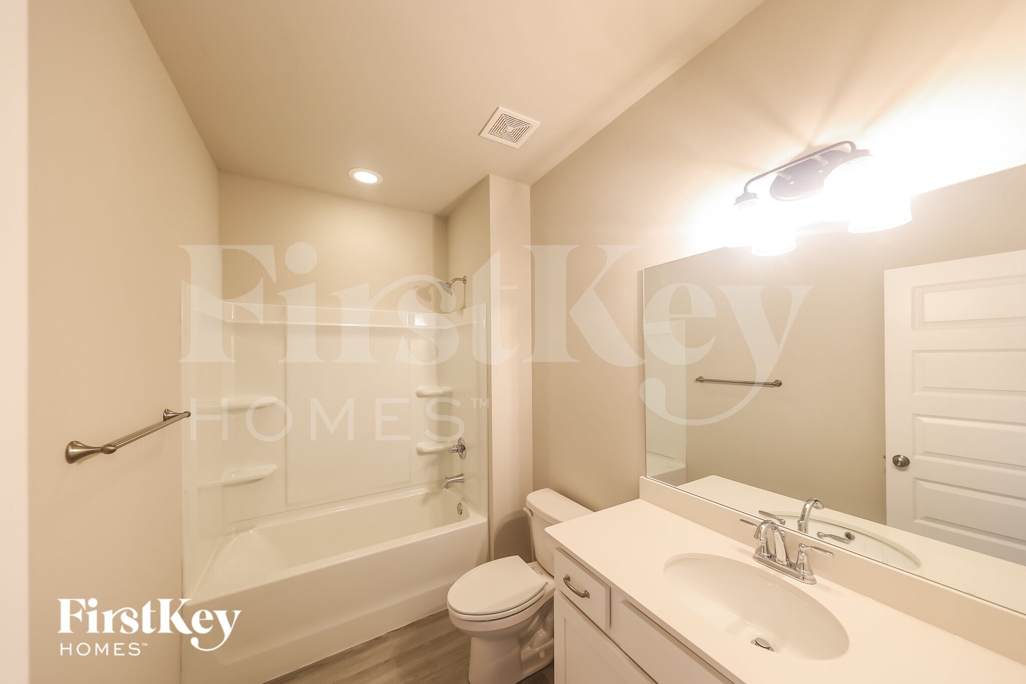 Building Photo - 171 County Rd 1700