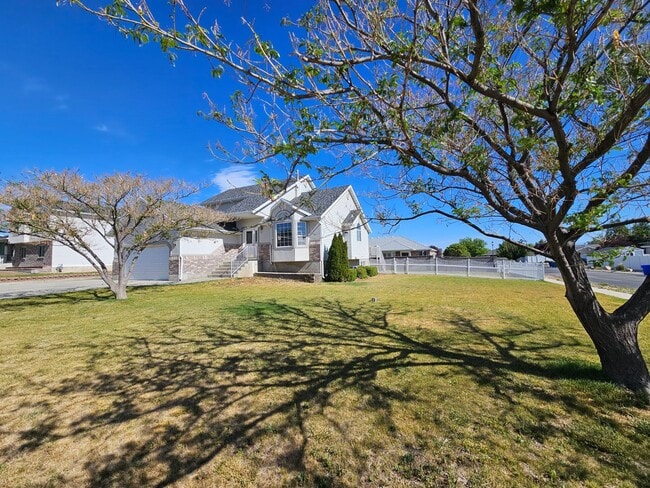 Building Photo - 4698 Colander Dr