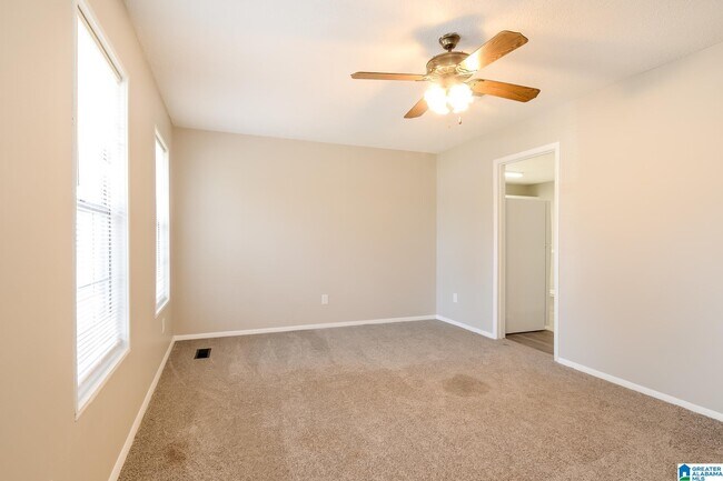 Building Photo - 5019 Shady Grove Ln