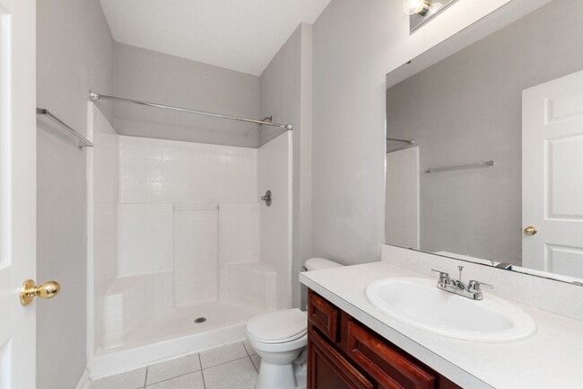 Building Photo - 8226 Green Parrot Rd