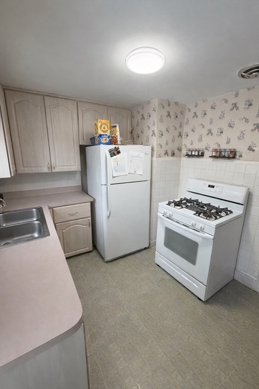 Building Photo - 45 McPhee Rd