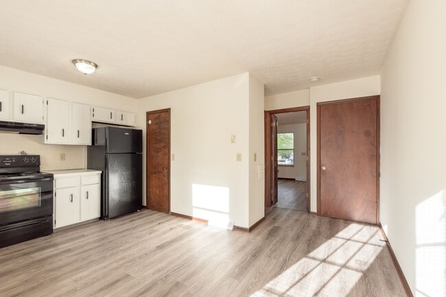 Building Photo - 4838 Dierker Rd