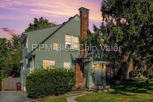 Building Photo - 6735 Plainfield Rd