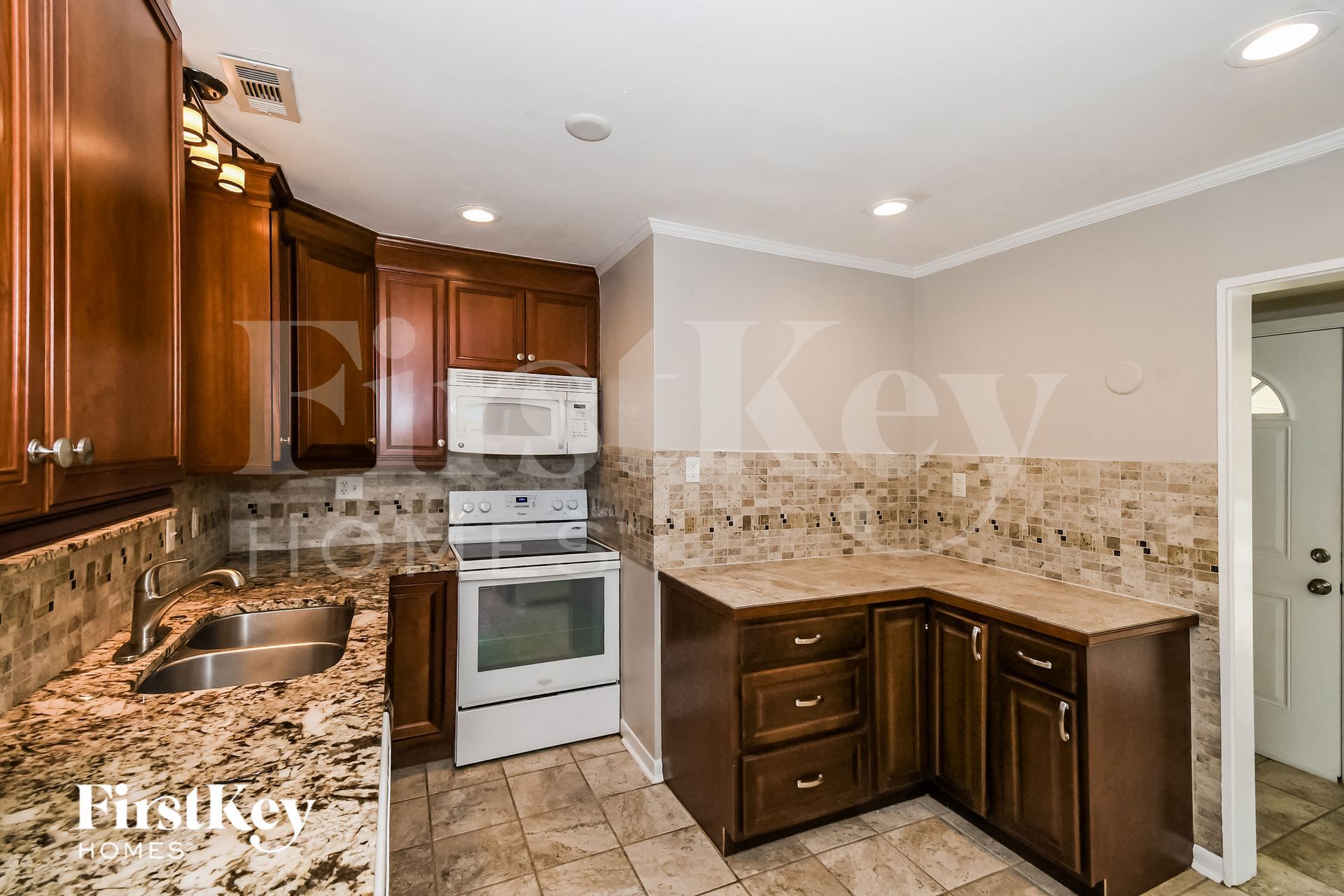 Building Photo - 7127 Altama Rd