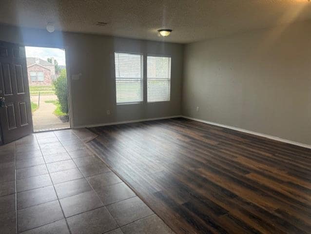 Primary Photo - 1202 Scottsdale Dr