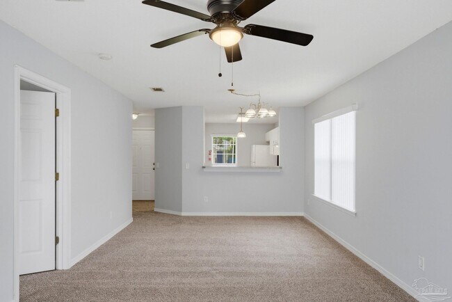Building Photo - 1076 Antigua Cir