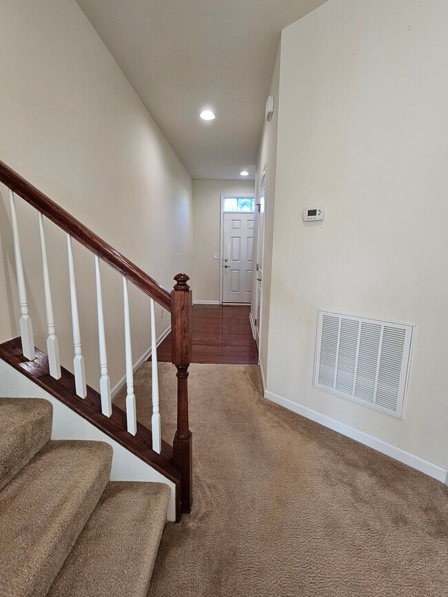 Building Photo - 308 Corday Ln